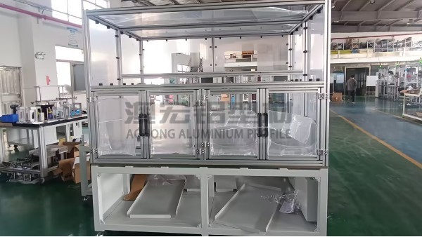 包裝產(chǎn)線卡料、粉塵超標(biāo)？看食品廠如何用鋁型材防護(hù)罩破局